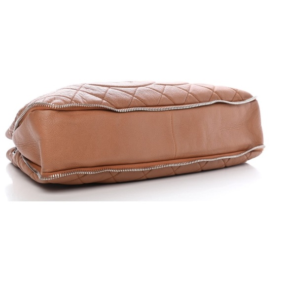 Chanel Quilted Timeless Tote Caviar expandable zipper - Picture 6 of 13